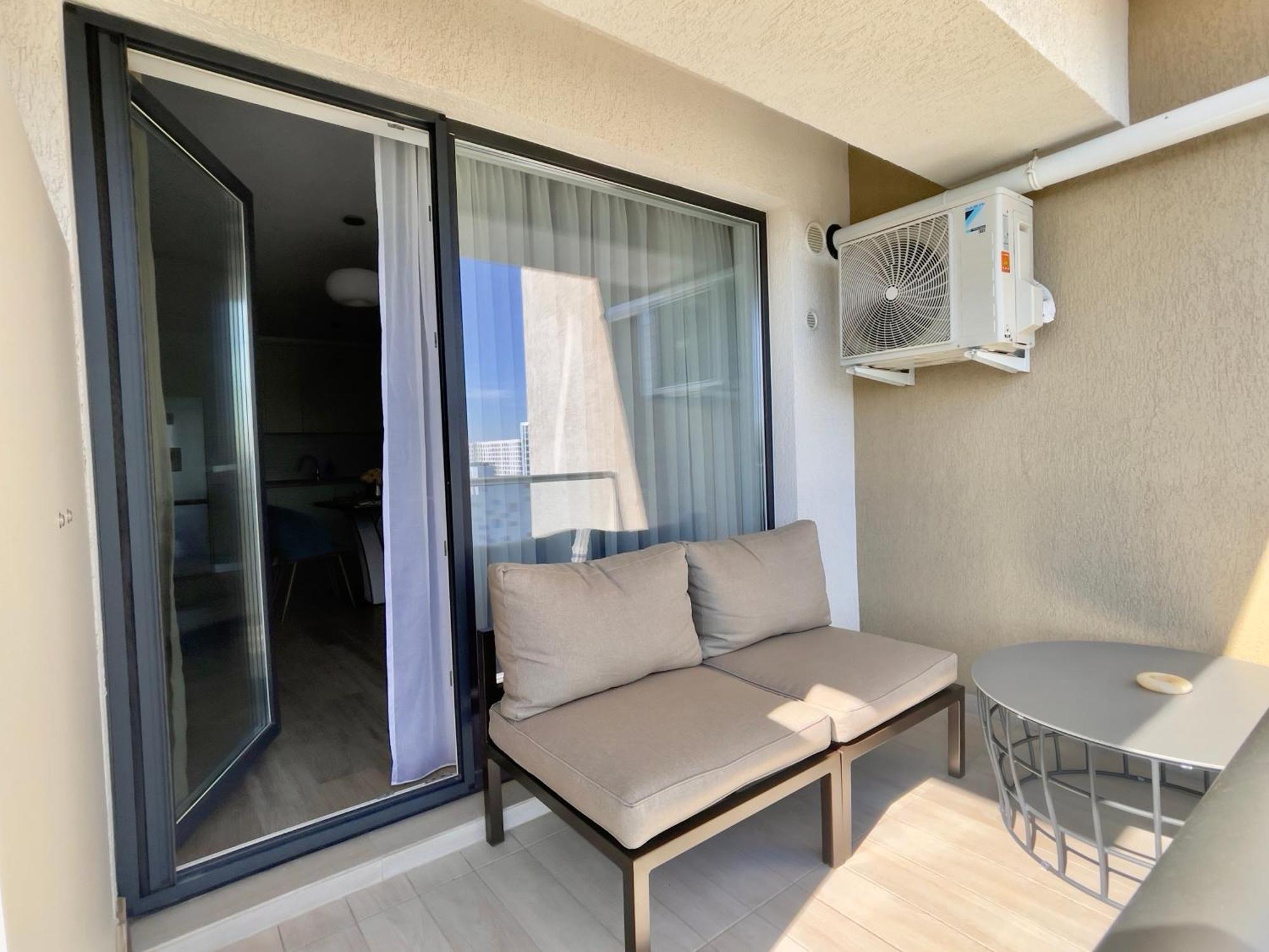 Апартаменты Piazza Vista - Granvia Park Бухарест Экстерьер фото